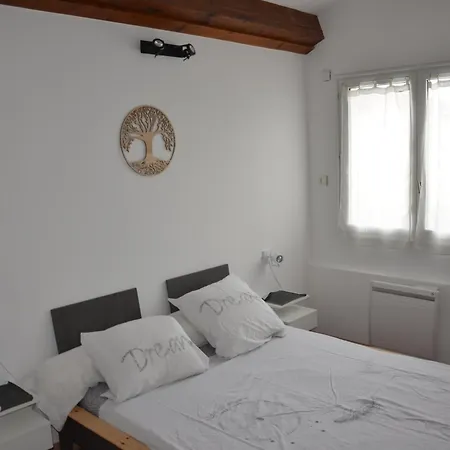 بيت للعطل Maison De Vacance *